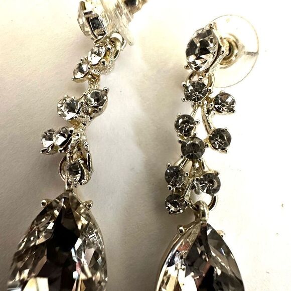 Rhinestone drop post earrings - Picture 3 of 6
